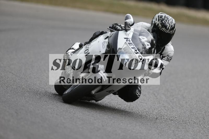 /37 09.08.2026  Pluess Motosport ADR/Einsteiger/44